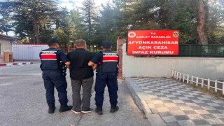 Jandarma çeşitli suçlardan aranan 40 kişiyi yakaladı