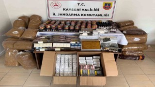 Jandarmadan kaçakçılara darbe: Çok miktarda kaçak tütün ve sigara ele geçirildi