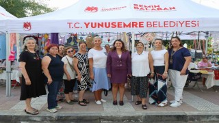 Kadınların el emeği gece pazarında görücüye çıktı