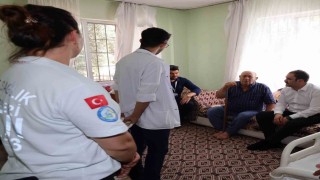 Karacasuda evde sağlık hizmetleri vatandaşların ayağına gidiyor