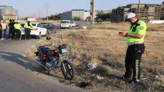 Karamanda otomobille motosiklet çarpıştı: 1 yaralı