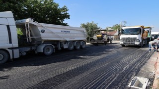 Karatayda asfalt seferberliği devam ediyor