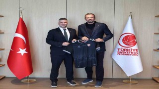 Karşıyakadan TBFye ziyaret