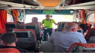 Karsta şehirler arası yollarda trafik denetimleri sürüyor