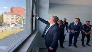 Karsta yeni eğitim öğretim yılı öncesi okulda son hazırlıklar