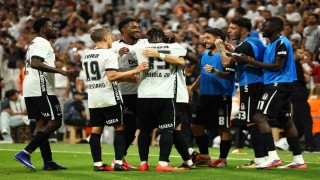 Kartal, evinde 2de 2 yaptı