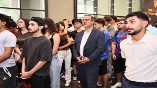 Kasapoğlu: İzmirin gençliği gururumuz