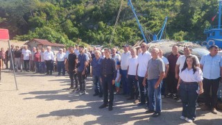 Kastamonuda balıkçılar gece başlayacak balık sezonu için Vira bismillah dedi