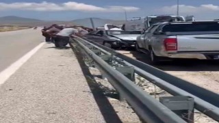 Kayseride otomobil ile kamyonet kafa kafaya çarpıştı: 1 ölü