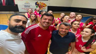 Kayserinin Sultanları Türkiye üçüncüsü oldu