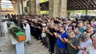 Kazada ölen çift toprağa verildi