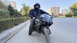 Kazadan sonra motosikletini teslim alan genç, 5 dakika sonra bir kaza daha yaptı