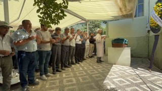 Kıbrıs Gazisi Ahmet Bacınak İzmirde son yolculuğuna uğurlandı