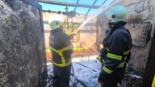 Kırıkhanda yanan ev kullanılmaz hale geldi