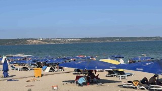 Kırklareli'de sıcaktan bunalanlar plaja akın etti