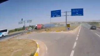 Konyada 1 kişinin öldüğü, 10 kişinin yaralandığı kaza kamerada
