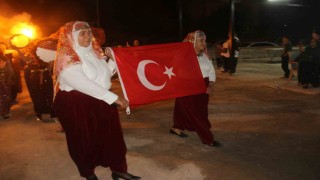 Konyada kadınlar şalvarlarını giydi, doyasıya eğlendi