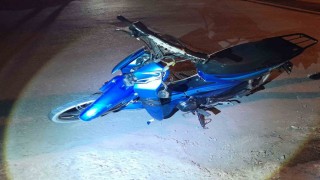 Konyada otomobil ile motosiklet çarpıştı: 2 yaralı