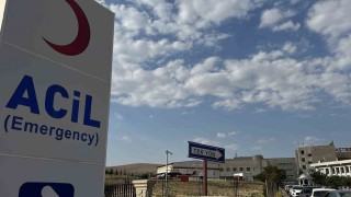 Konyada taşlı bıçaklı kavga: 4 yaralı
