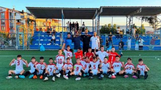 Körfez Gençlerbirliği U12 takımı minikler turnuvasında namağlup şampiyon oldu