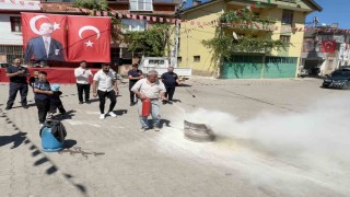 Köyde kendi yangın söndürme sistemini kurdular, itfaiyeden eğitim aldılar