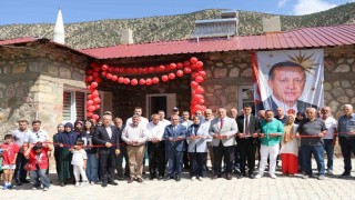 Köylüler birlik oldu, atıl binayı tesise çevirdi