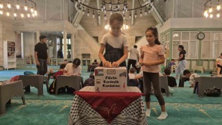 Kumbaradaki birikimlerini Filistine bağışladılar