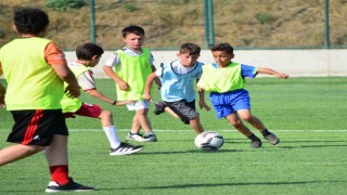 Kuran kurslarında eğitim gören çocuklar futbol turnuvasında ter döktü