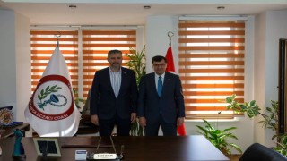 Kütahya Belediye Başkanı Kahveciden Eczacı Odasına ziyaret