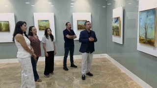 Kütahyada Ahmet İmrenin Mekânın Hafızası sergisi sanatseverlerle buluştu