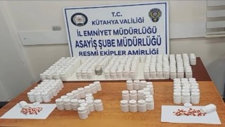 Kütahya'da araçtan 14 bin 622 uyuşturucu hap çıktı: 4 tutuklama