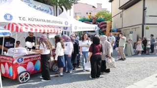 Kütahya'da çocuklar Germiyan Sokakta doyasıya eğlendi