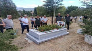 Kütahyada Şehit Orman İşletme Şefi Murat Yıldırım, vefatının yıl dönümünde dualarla anıldı