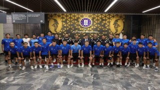 Kütahyaspor altyapı sporcularına Başkan Kahveciden destek