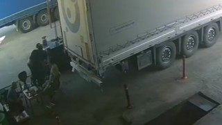 Lokma tatlısı boğazına kaçtı, Heimlich manevrasıyla kurtarıldı