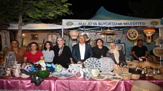 Malatyanın Yöresel Lezzetleri Gastronomi Sokağında ziyaretçiler ile buluşuyor