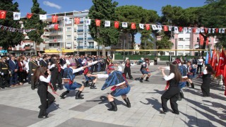 Manisa ilçelerinde Zafer Bayramı kutlandı