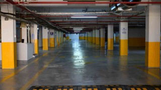 Manisada yeraltı otoparkı baştan aşağı yenilendi