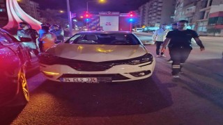 Mardinde otomobillerin çarpıştığı kazada maddi hasar meydana geldi