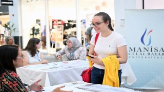 MCBÜ, tercih maratonunda geleceğin üniversitelileriyle buluştu