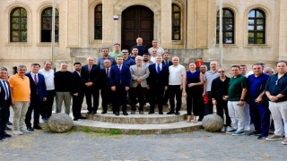 MEB üst yönetimi ve 81 il müdürü Cizrenin tarihî mirasını yerinde inceledi