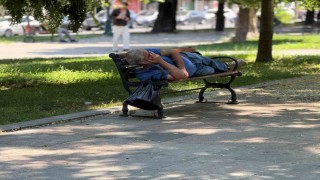 Megakent İstanbulda sıcak hava ve nem bunalttı