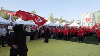 Melikgazide çocuklar doya doya eğlendi
