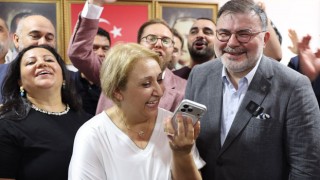 Menderes’te Başkan Vekilliği Seçimini Asuman Şen Kazandı