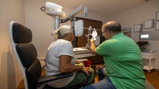 Mezitlide 65 yaş üstü vatandaşlara ücretsiz göz taraması