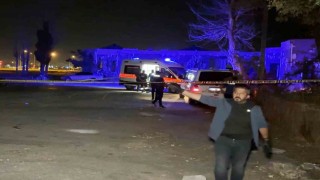 Minibüsün tavan çıtasına bağlı ipte asılı cansız bedeni bulundu