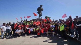 Motosiklet tutkunları Afyonkarahisarda Zafer Sürüşü düzenledi