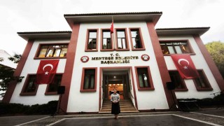 Muğlanın 100 yıllık tarihi belediye binası vakıflara geçiyor