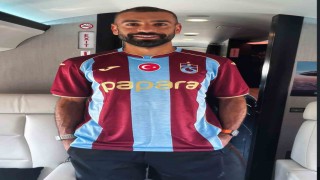 Muhammed Salah uçağa bindi, Trabzonspor formasını giydi