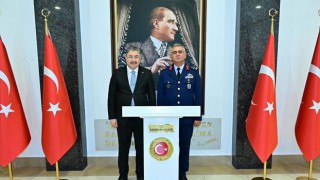 Muharip Hava Kuvveti Komutanı Gür’den Vali Yılmaz’a Ziyaret